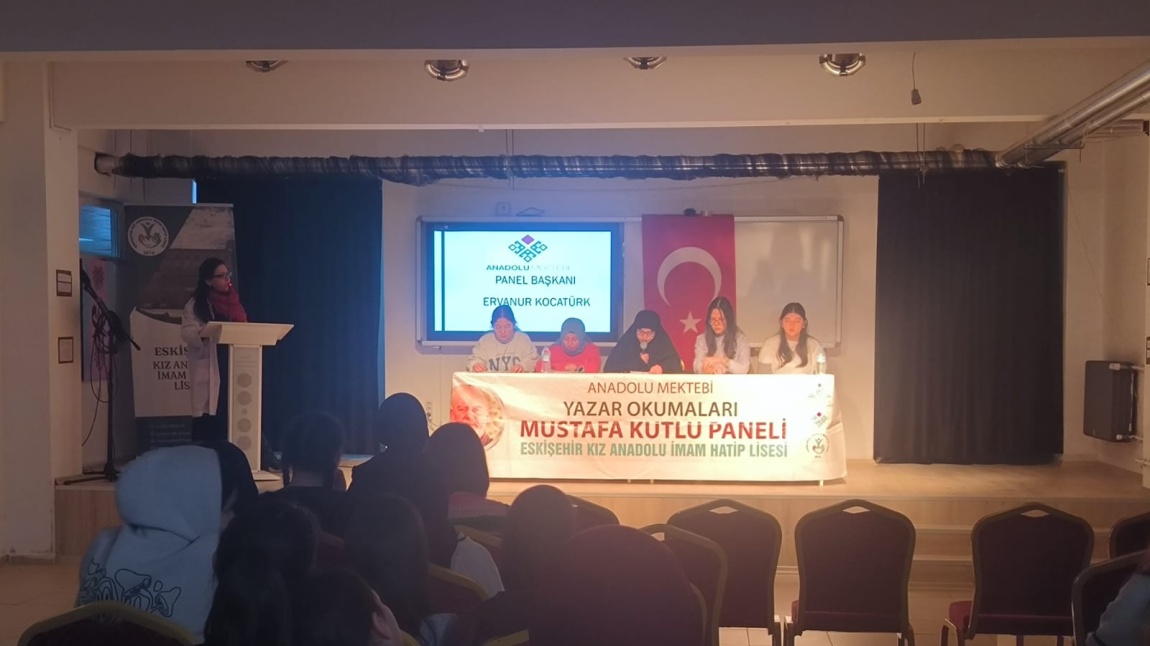 Anadolu Mektebi Öğrencileri Yazar Okumaları